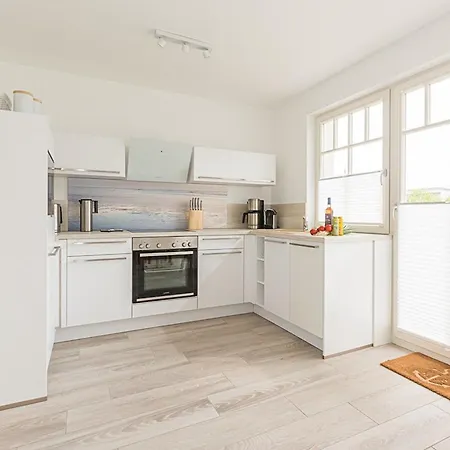 Hus Zeeskahn Ferienhaus *